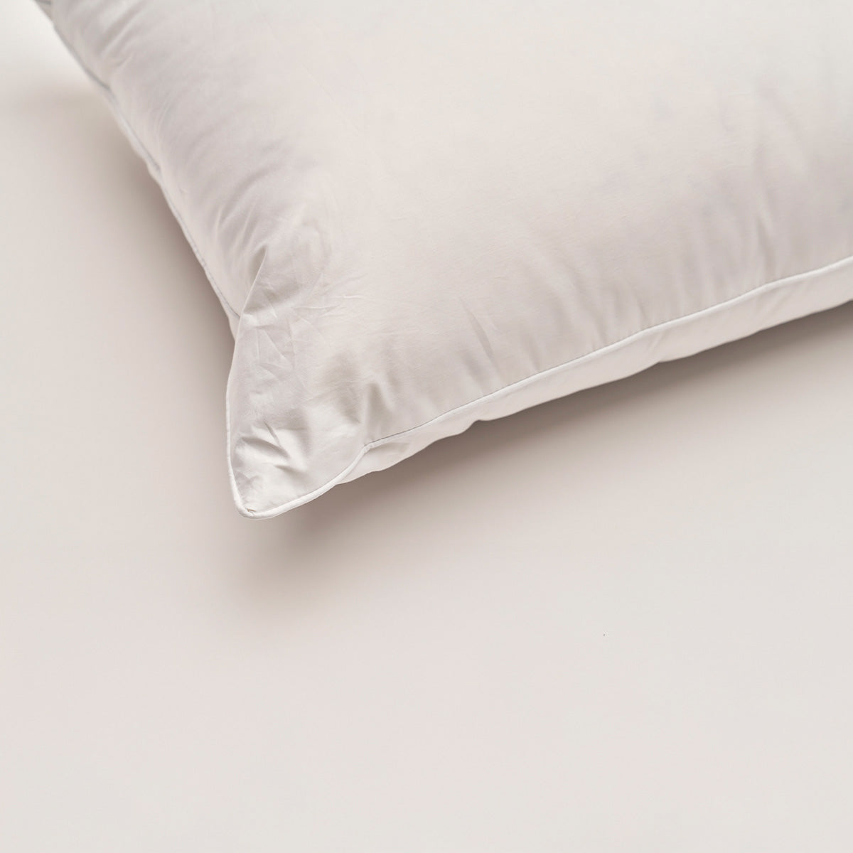 Almohada Hungarian Goose Down Surround