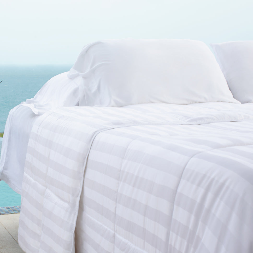 Duvet Down Alternative Comforter White
